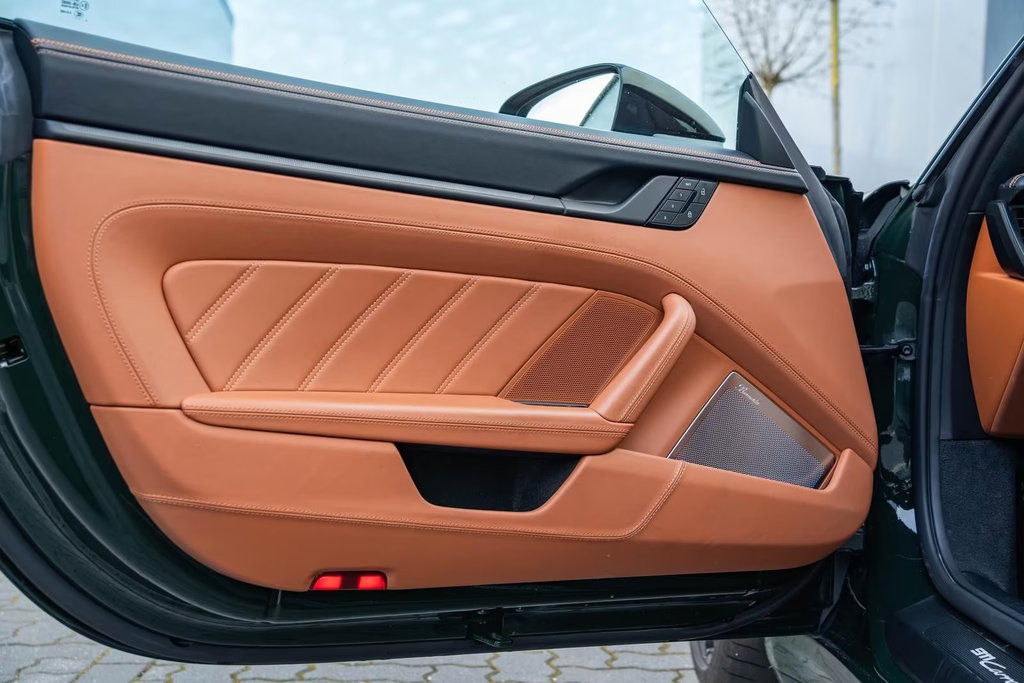 Porsche 992.2 Carrera 4 GTS