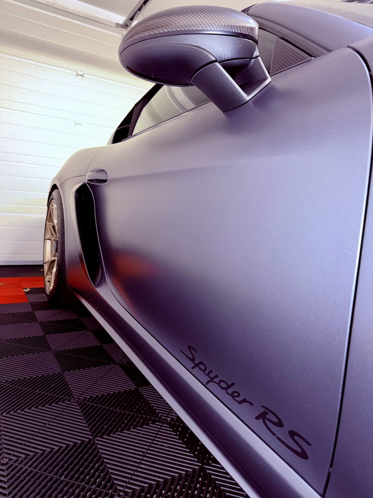 Porsche 718 Spyder RS