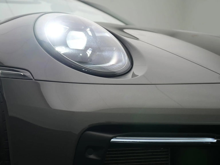 Porsche 992 Carrera GTS