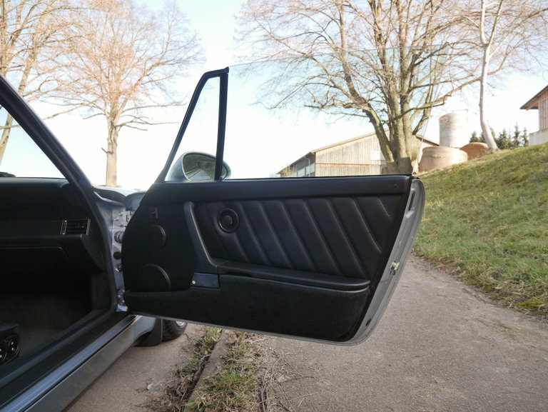 Porsche 964 Carrera 2 Cabrio WTL