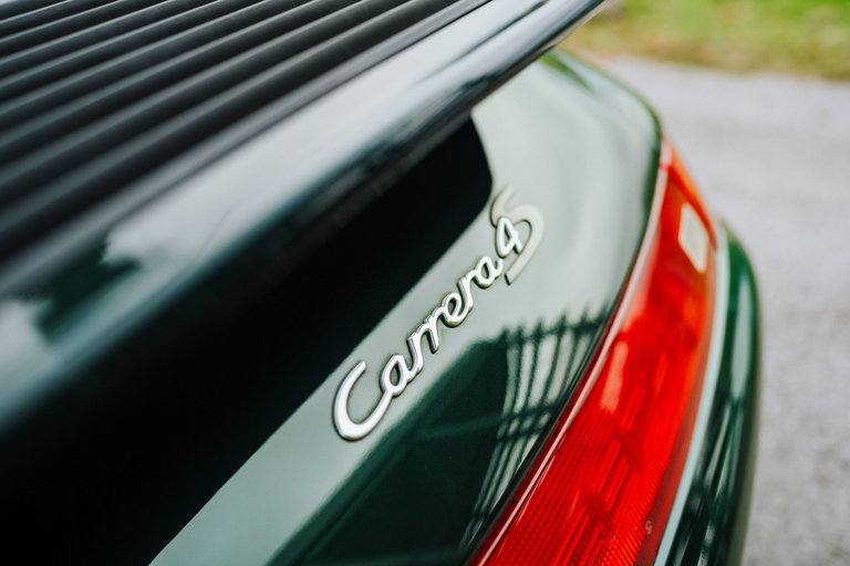 Porsche 993 Carrera 4S