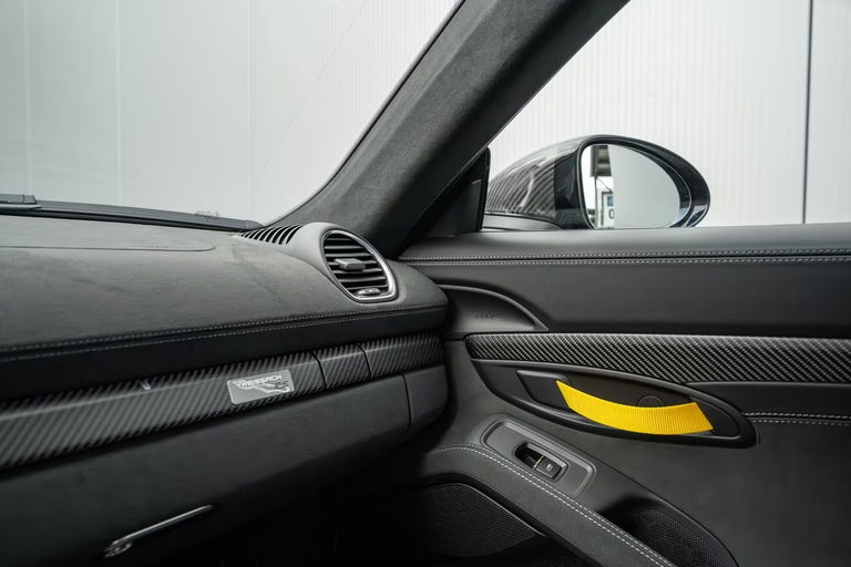 Porsche 718 Cayman GT4 RS