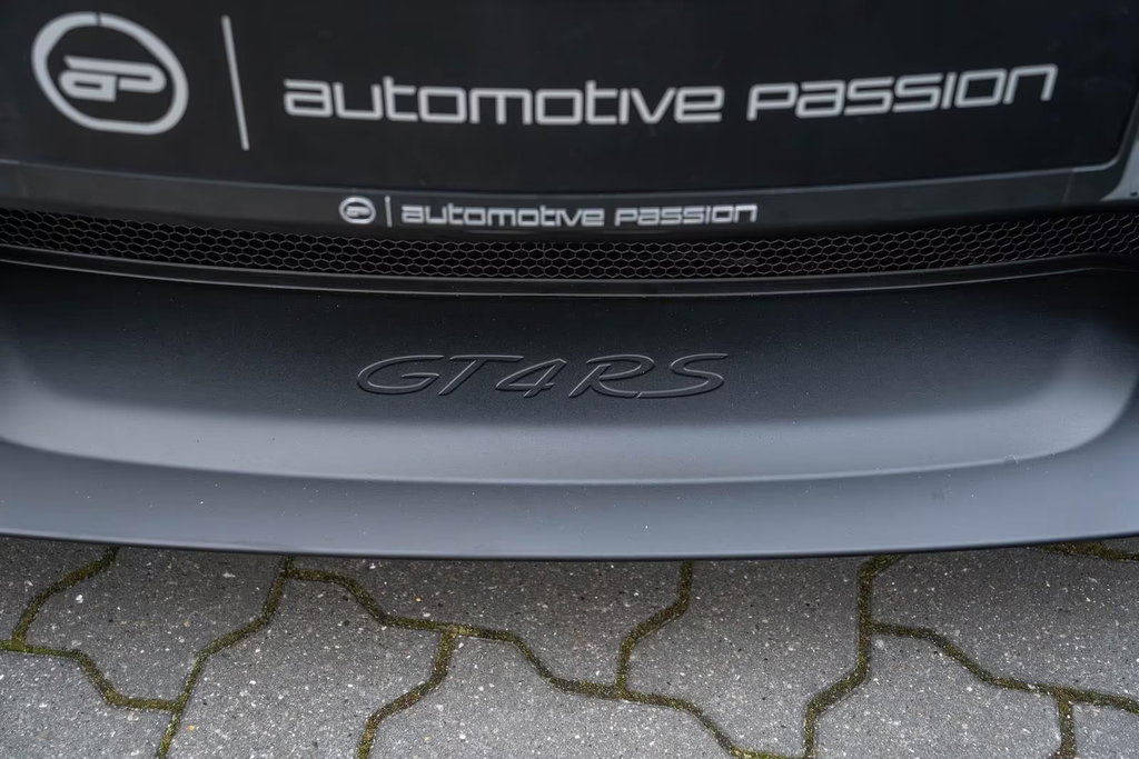 Porsche 718 Cayman GT4 RS