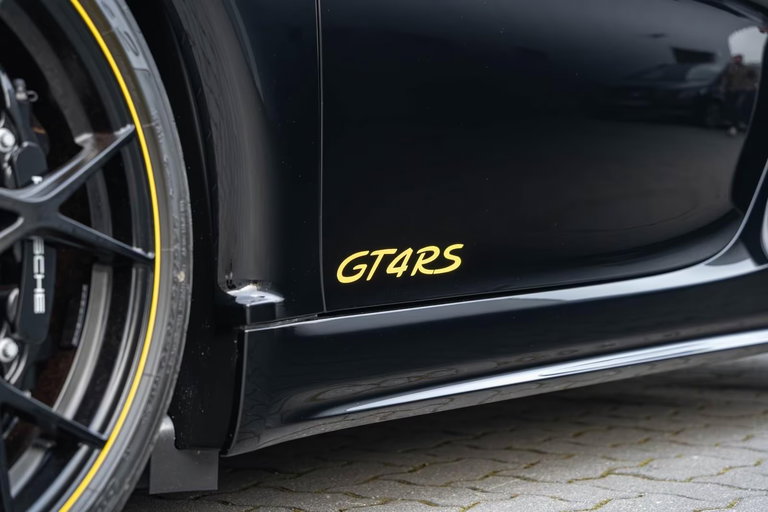 Porsche 718 Cayman GT4 RS