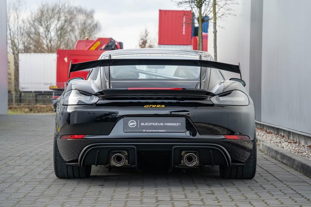 Porsche 718 Cayman GT4 RS