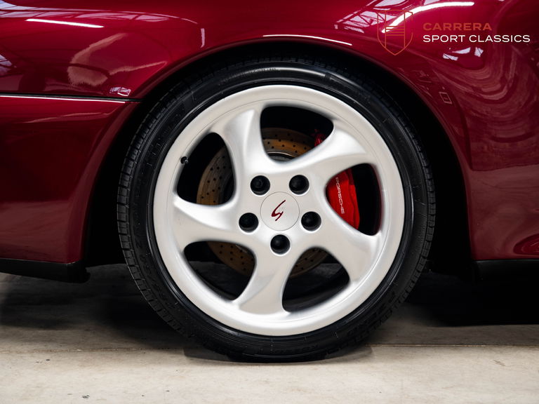 Porsche 993 Carrera 4S