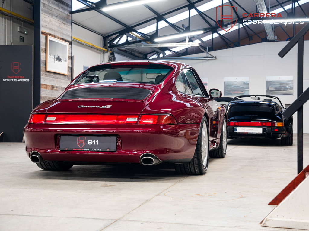 Porsche 993 Carrera 4S