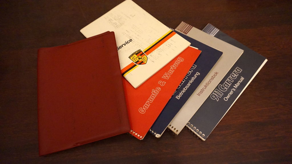 Porsche 911 Carrera 3.2