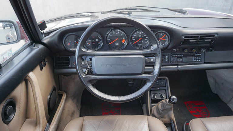 Porsche 911 Carrera 3.2