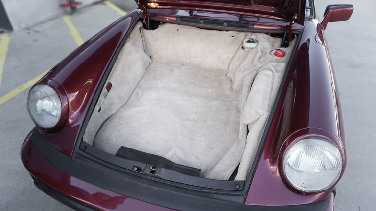 Porsche 911 Carrera 3.2