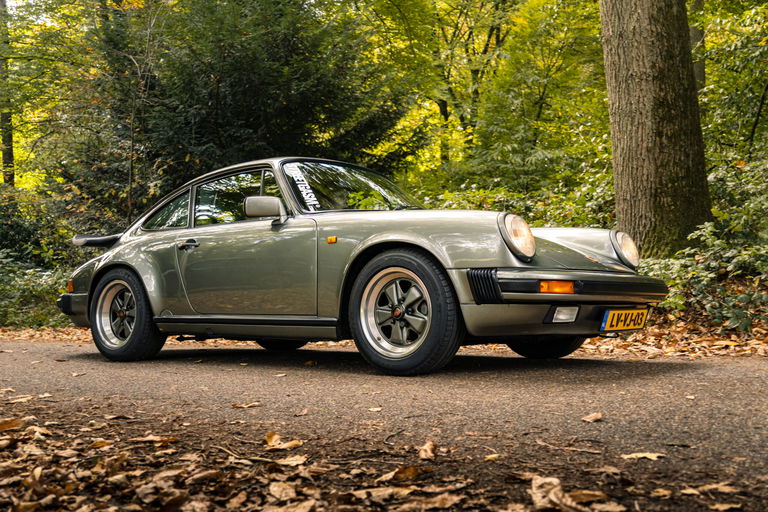 Porsche 911 Carrera 3.2