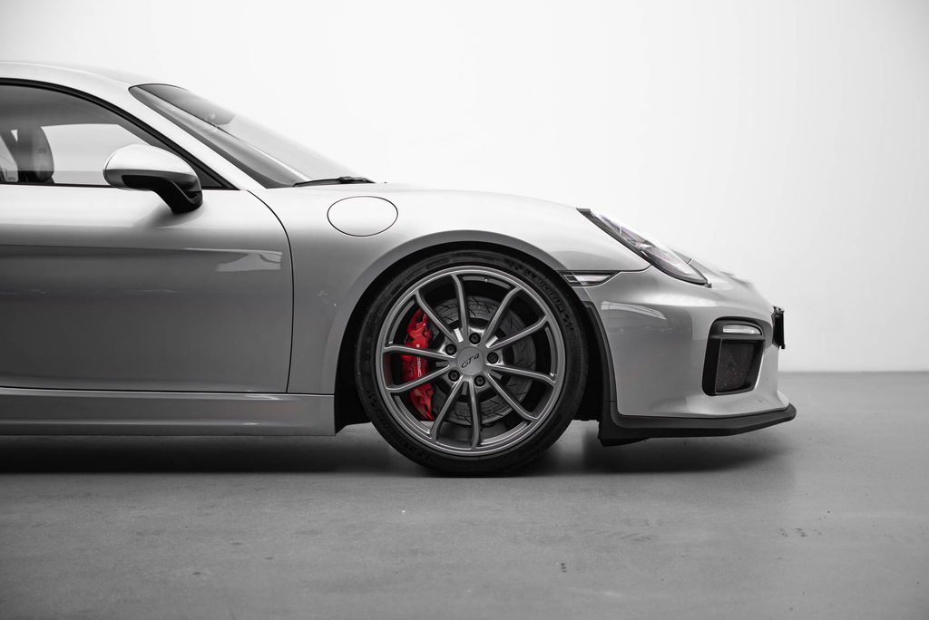 Porsche 981 Cayman GT4