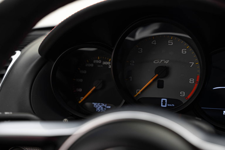 Porsche 981 Cayman GT4