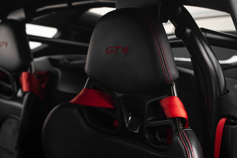 Porsche 981 Cayman GT4