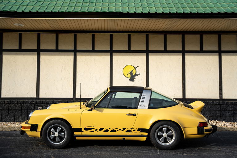 Porsche 911 Carrera (US)