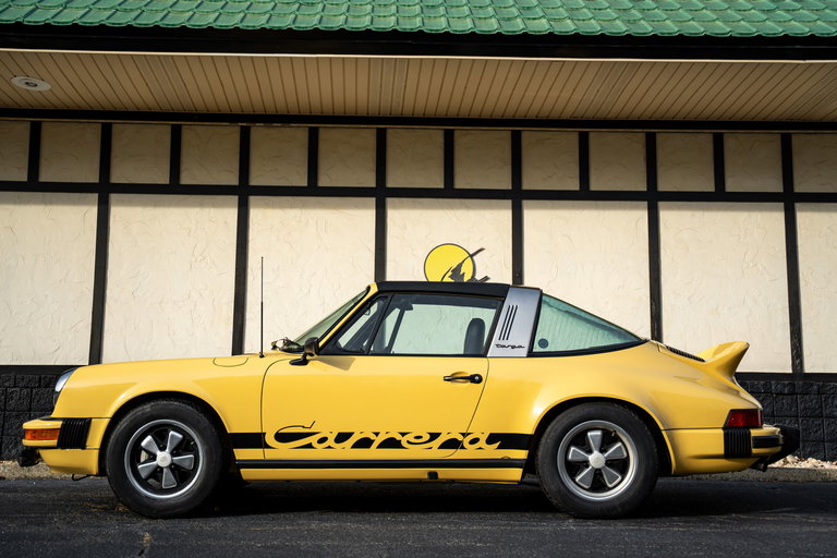 Porsche 911 Carrera (US)