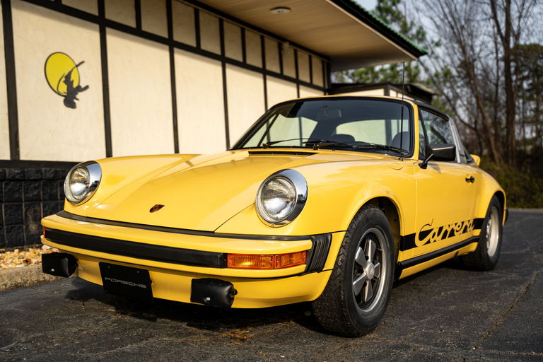 Porsche 911 Carrera (US)