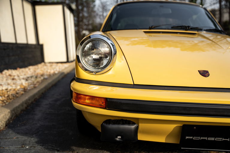 Porsche 911 Carrera (US)