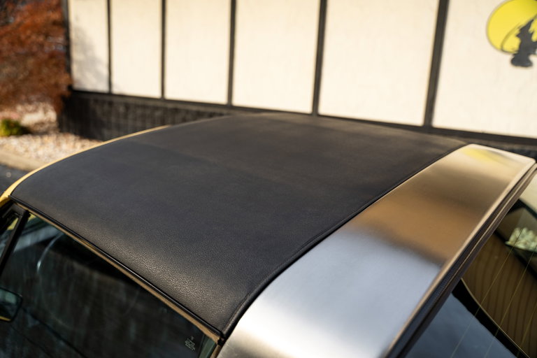 Porsche 911 Carrera (US)