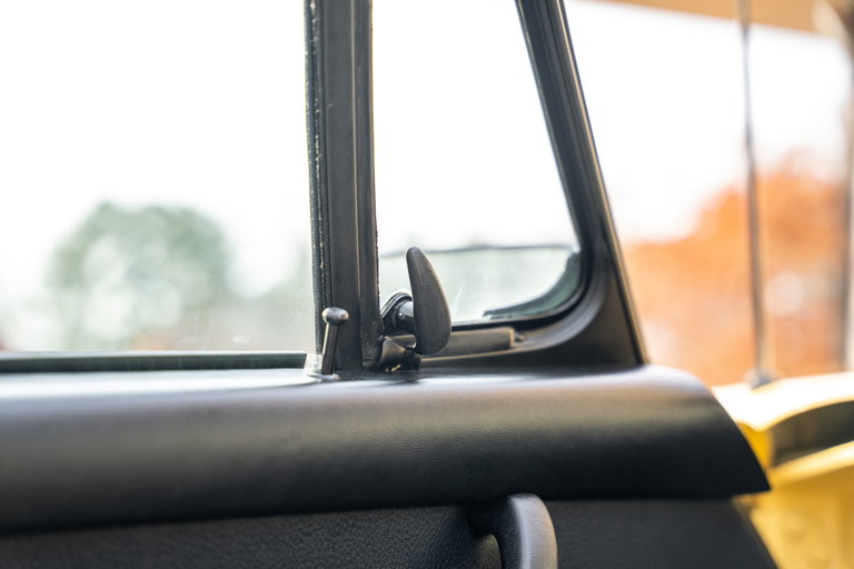 Porsche 911 Carrera (US)