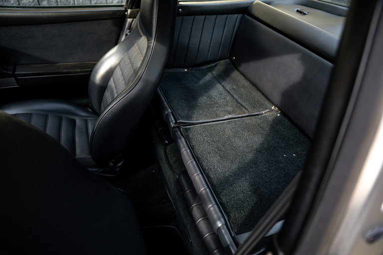 Porsche 911 Carrera (US)