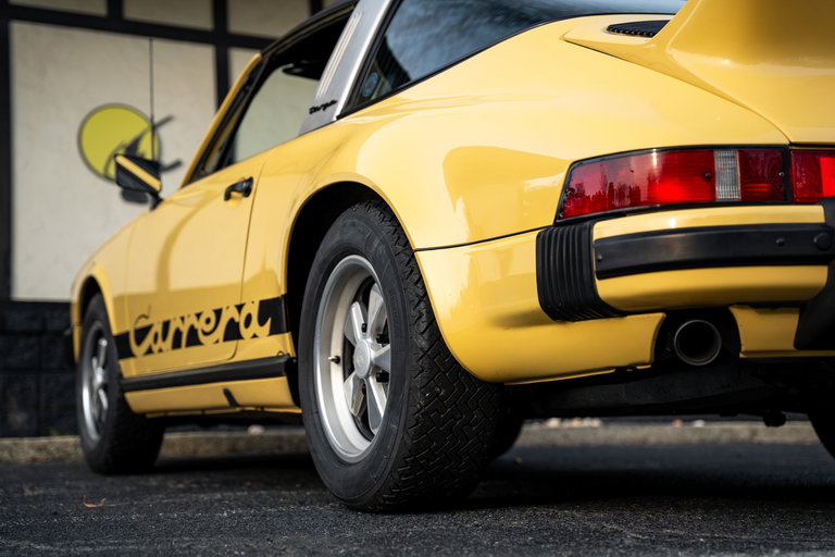 Porsche 911 Carrera (US)