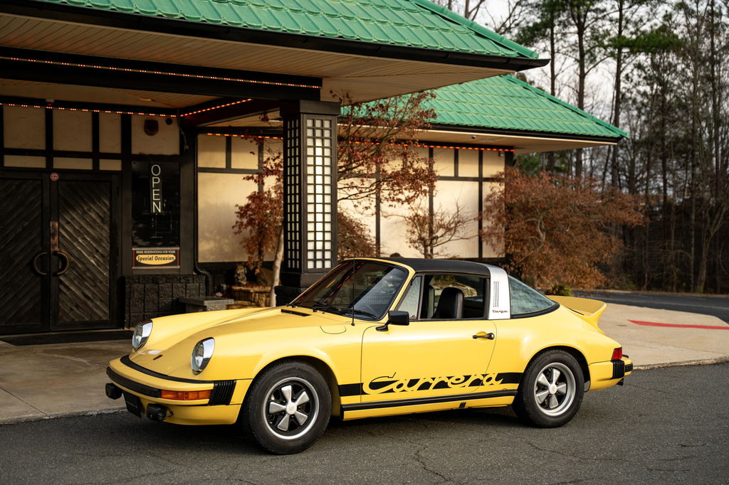 Porsche 911 Carrera (US)