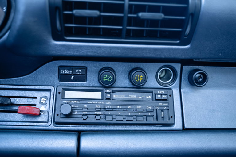 Porsche 911 Carrera 3.2