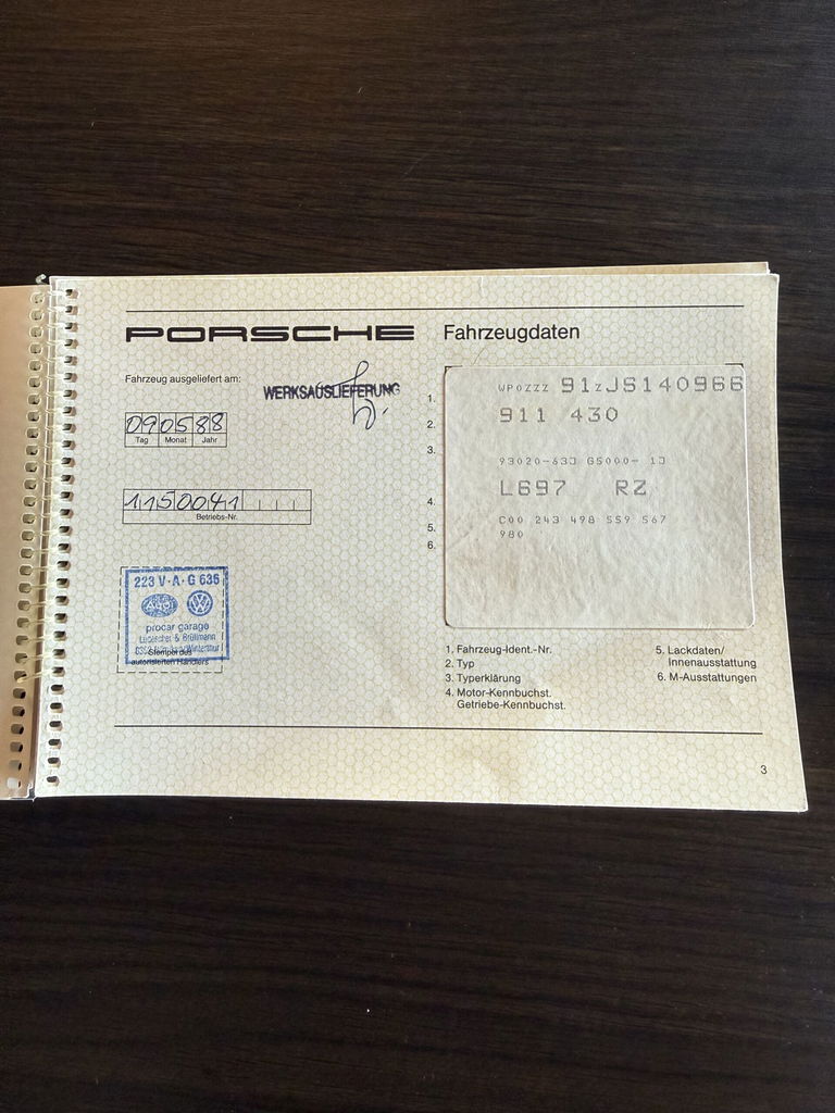 Porsche 911 Carrera 3.2