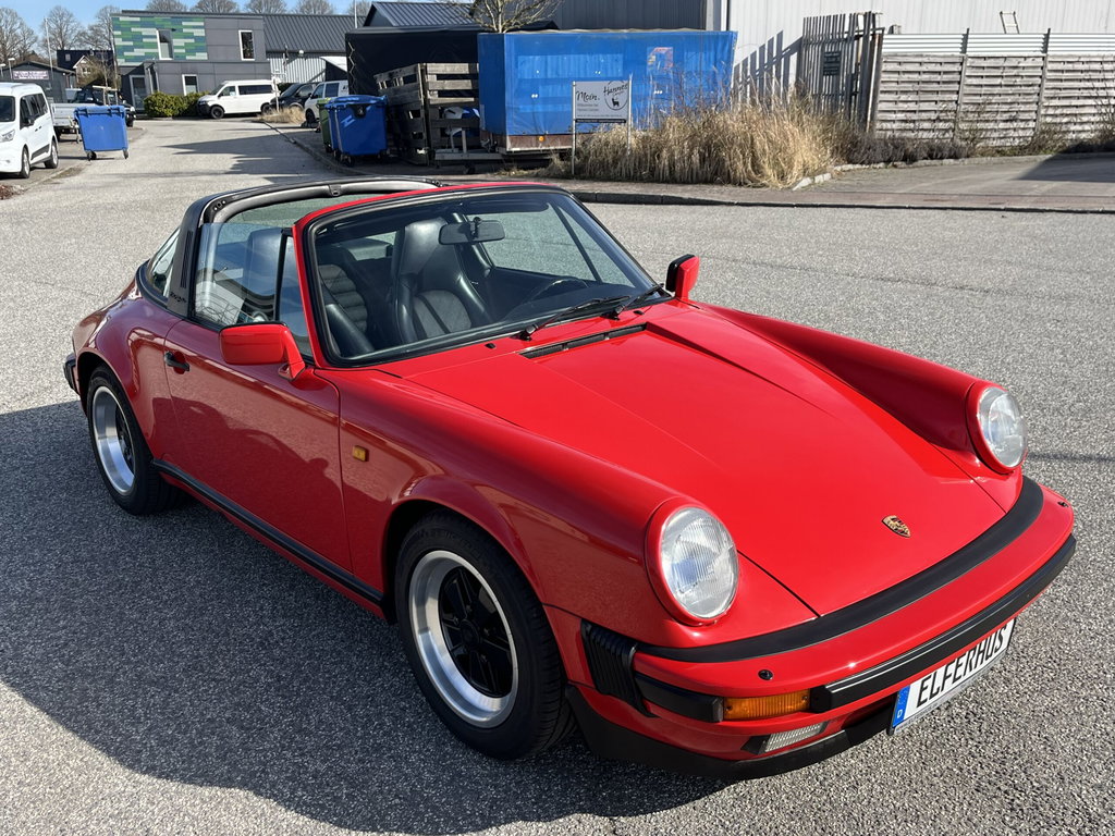 Porsche 911 Carrera 3.2