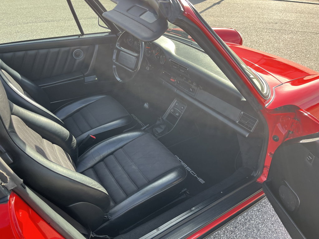 Porsche 911 Carrera 3.2