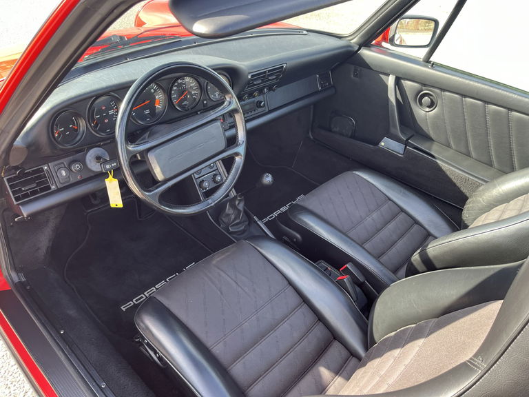 Porsche 911 Carrera 3.2