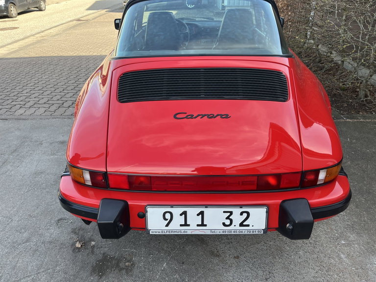 Porsche 911 Carrera 3.2