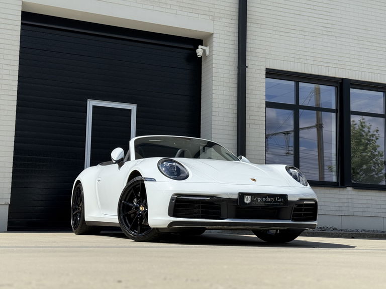 Porsche 992 Carrera