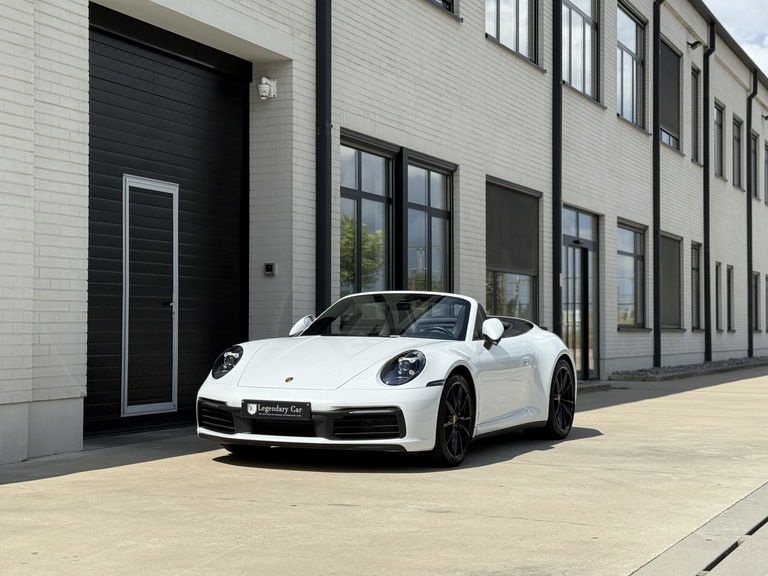 Porsche 992 Carrera