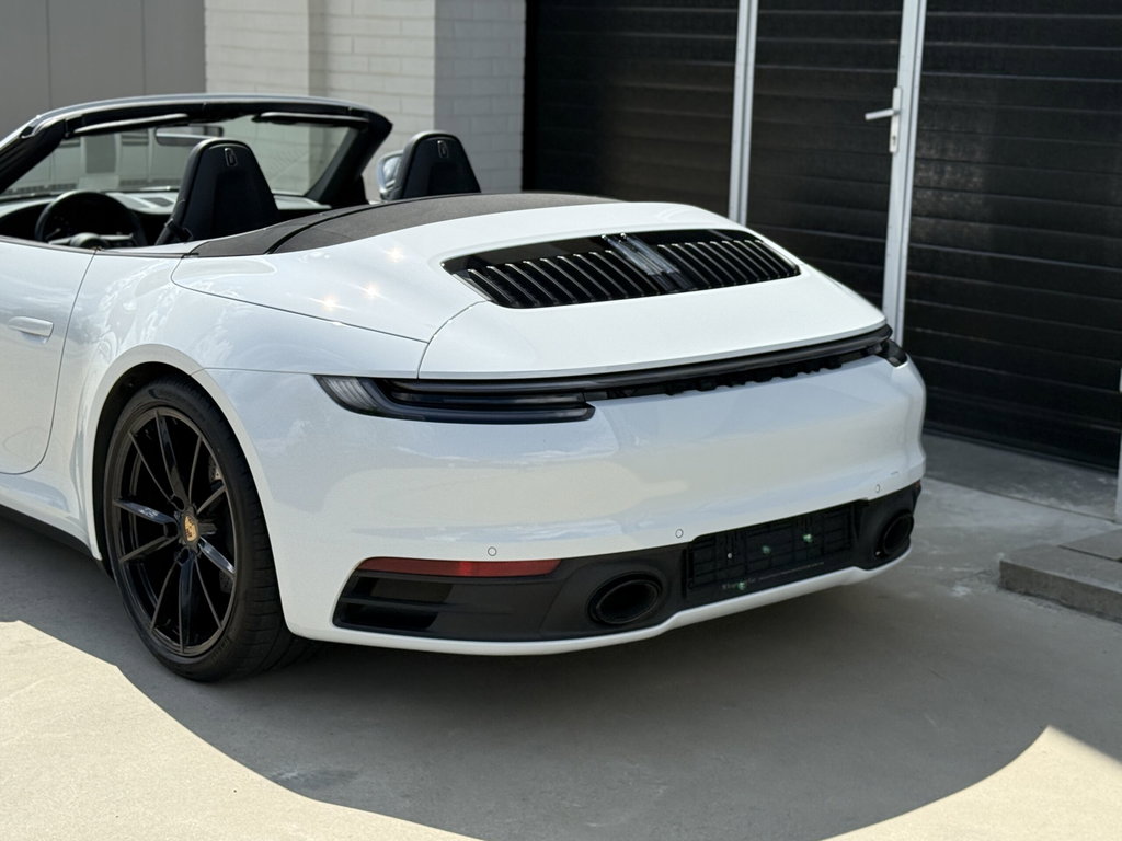 Porsche 992 Carrera
