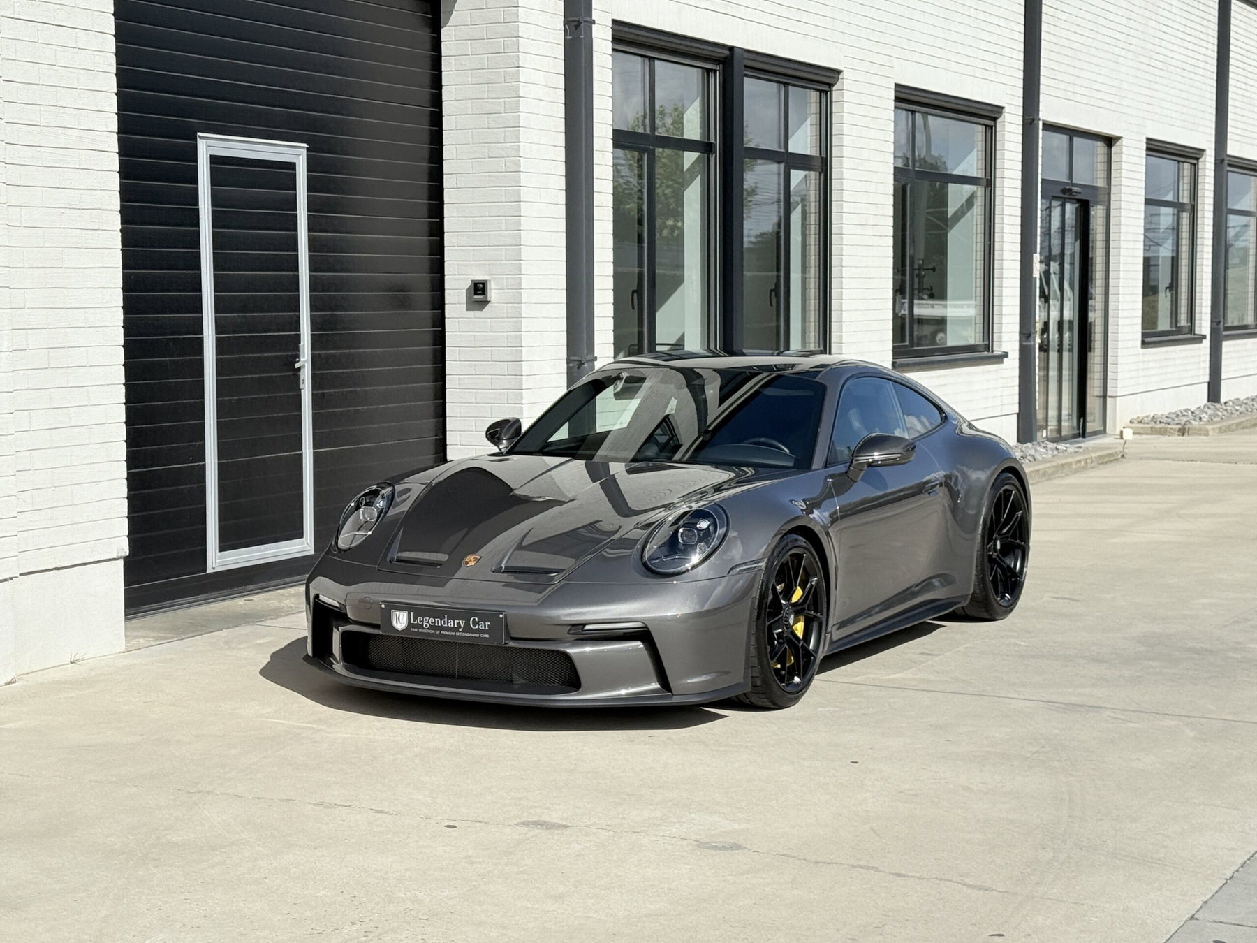 Porsche 992 GT3 Touring 2023 - elferspot.com - Marketplace for