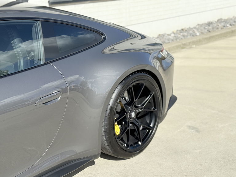 Porsche 992 GT3 Touring