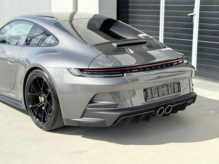 Porsche 992 GT3 Touring
