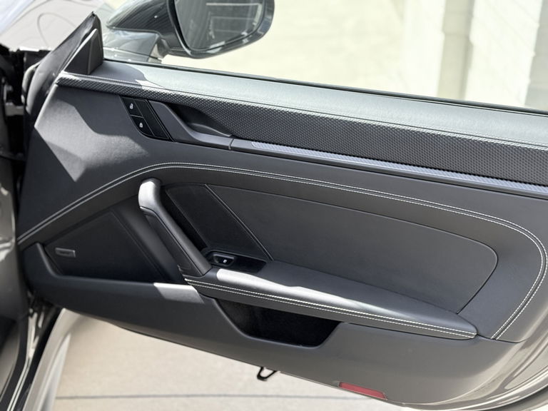 Porsche 992 GT3 Touring