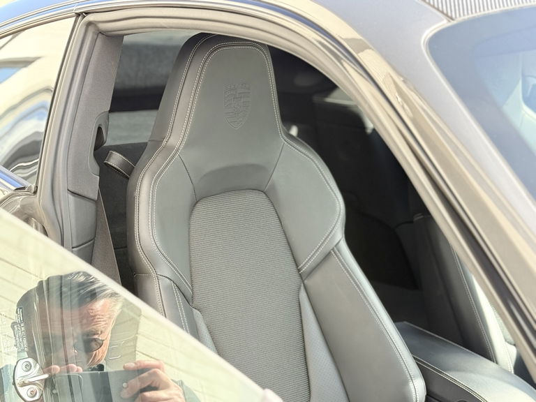 Porsche 992 GT3 Touring