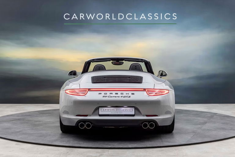 Porsche 991 Carrera 4 GTS