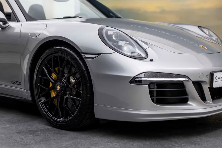 Porsche 991 Carrera 4 GTS