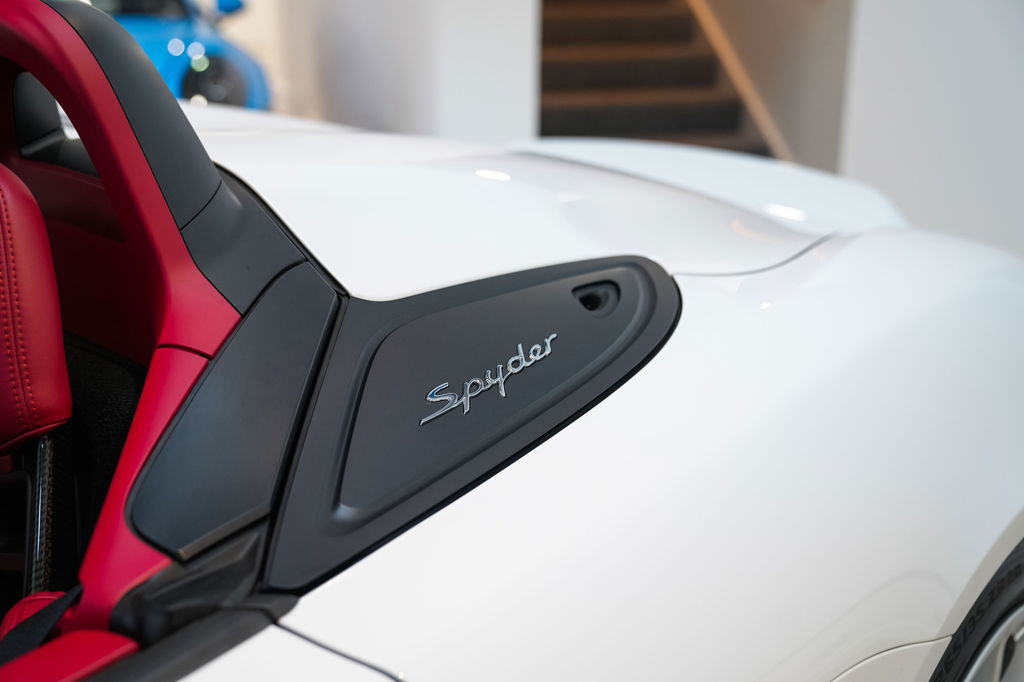 Porsche 981 Boxster Spyder