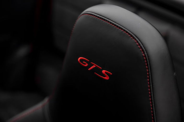 Porsche 991 Carrera 4 GTS