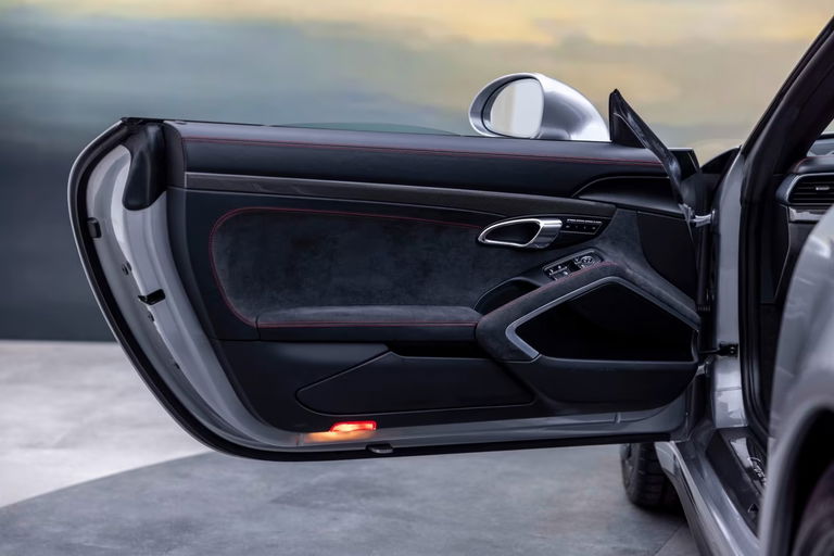 Porsche 991 Carrera 4 GTS