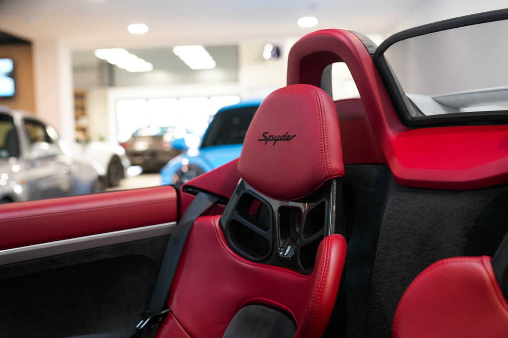 Porsche 981 Boxster Spyder