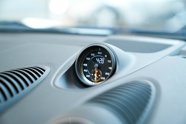 Porsche 718 Cayman GT4