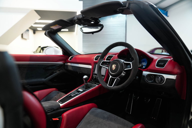 Porsche 981 Boxster Spyder