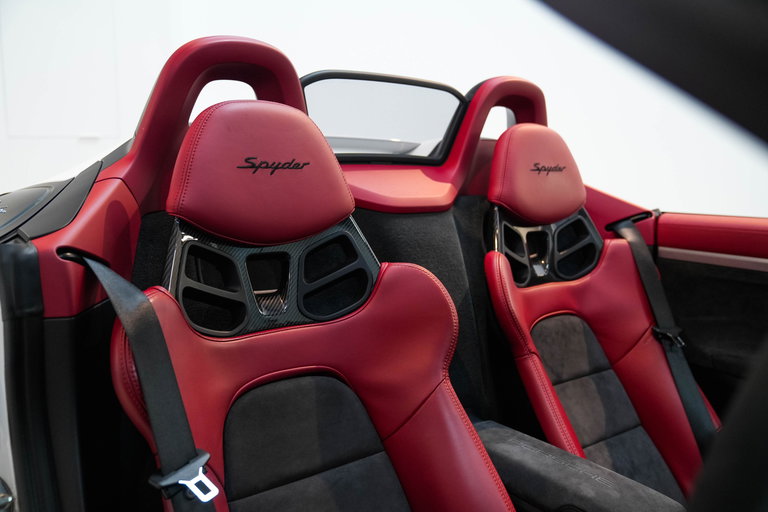 Porsche 981 Boxster Spyder